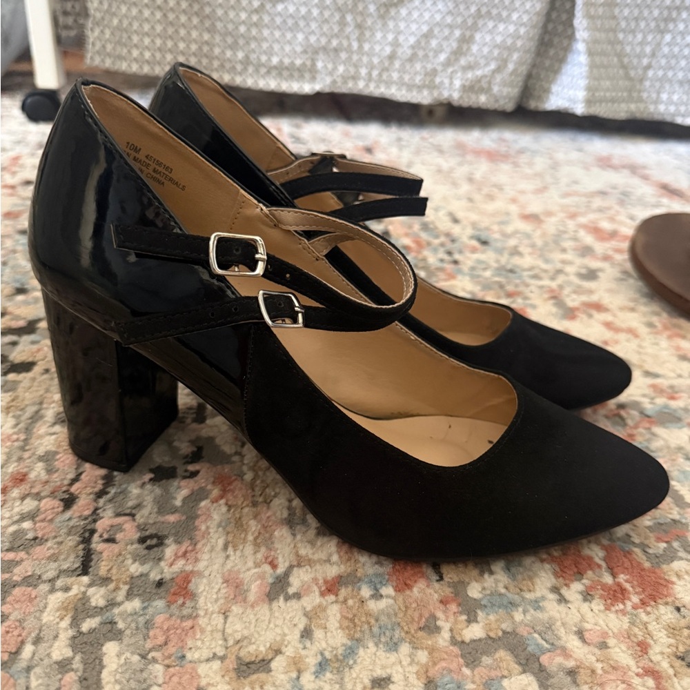 Black Mary Jane Block Heel Pumps – Size 10M
